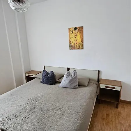 Mular Apartment *